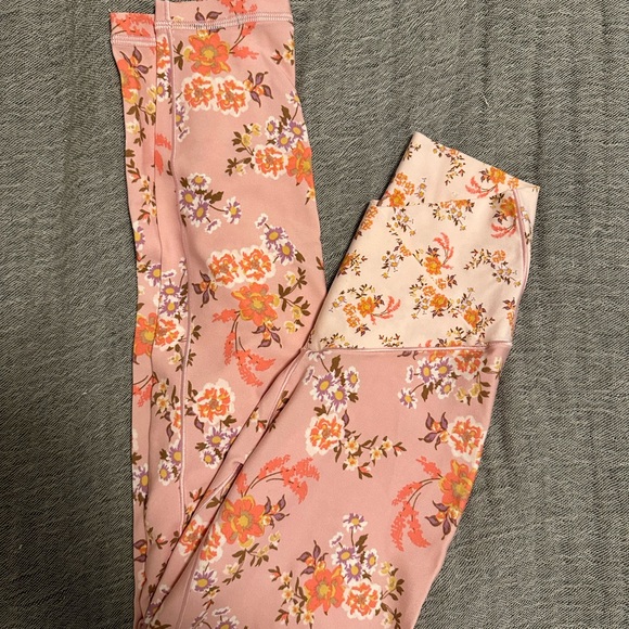 Aerie OFFLINE Leggings Set - Picture 5 of 5